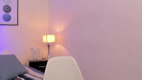 Snapshot of emmabridgerton chatting on 29, 4, 2026 Emma online show from 29, 4, 2026