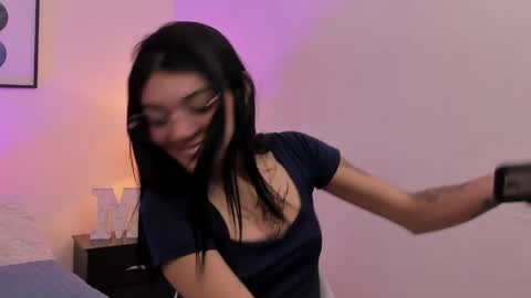 Snapshot of emmabridgerton chatting on 21, 5, 2026 Emma online show from 21, 5, 2026