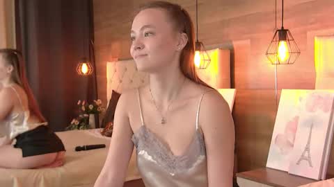 Snapshot of emmacamm chatting on 19, 10, 2025 EmmaCamm online show from 19, 10, 2025