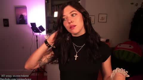 Snapshot of emmachoice chatting on 20, 11, 2025 emmachoice online show from 20, 11, 2025