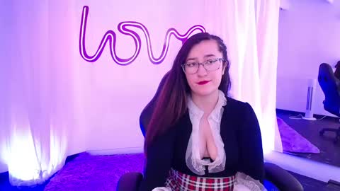 Snapshot of emmaclaire_ chatting on 22, 9, 2025 Emma Claire online show from 22, 9, 2025