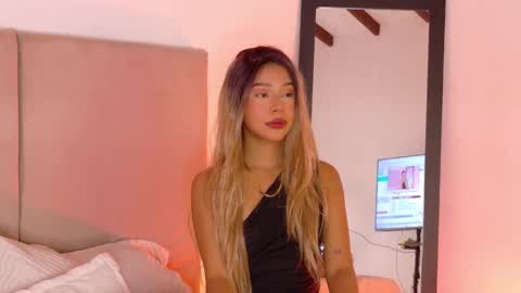 Snapshot of emmadalton chatting on 25, 3, 2026 E M M A online show from 25, 3, 2026