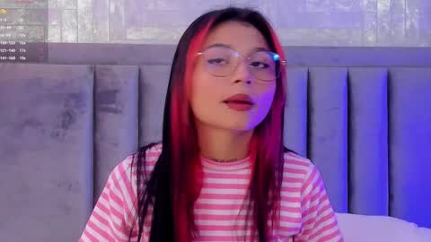 Snapshot of emmaduff_ chatting on 23, 9, 2025 online show from 23, 9, 2025