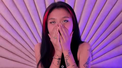 Snapshot of emmaduff_ chatting on 27, 9, 2025 online show from 27, 9, 2025