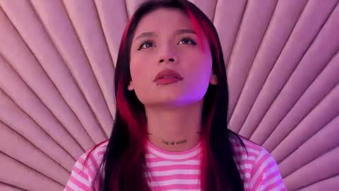 Snapshot of emmaduff_ chatting on 30, 9, 2025 online show from 30, 9, 2025