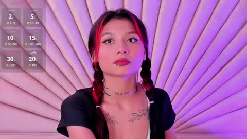 Snapshot of emmaduff_ chatting on 4, 10, 2025 online show from 4, 10, 2025