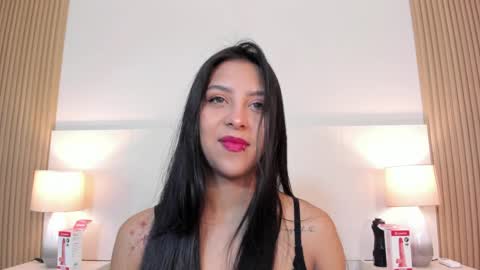emmaespencer  online show from 5, 6, 2026