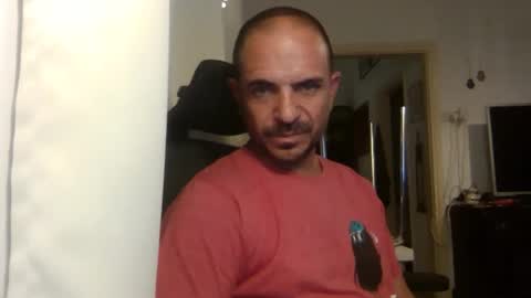 Snapshot of emmagold123 chatting on 4, 10, 2025 Ariel online show from 4, 10, 2025