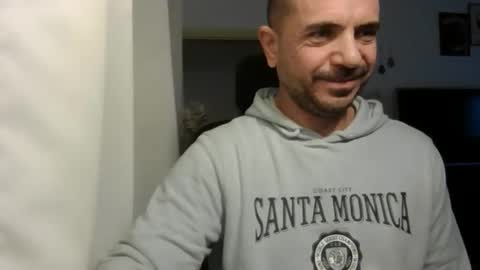 Ariel online show from 20, 12, 2025