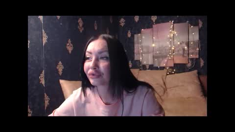 EmmaGoldX online show from 2, 11, 2025