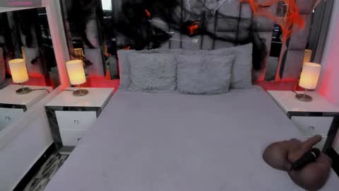 Snapshot of emmahill1 chatting on 22, 10, 2025 EMMA HILL online show from 22, 10, 2025