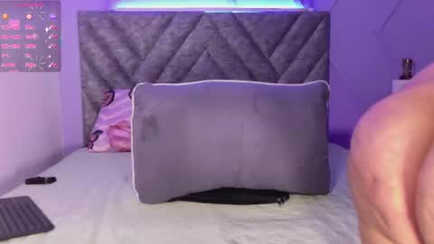  Emma  online show from 25, 11, 2025