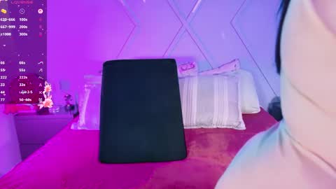  Emma  online show from 30, 4, 2026
