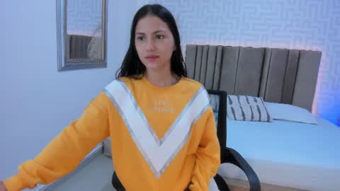 emmalily_ online show from 8, 8, 2026