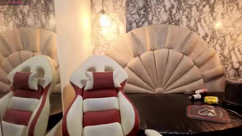    online show from 18, 3, 2026