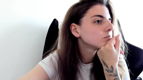 Emma online show from 20, 6, 2026