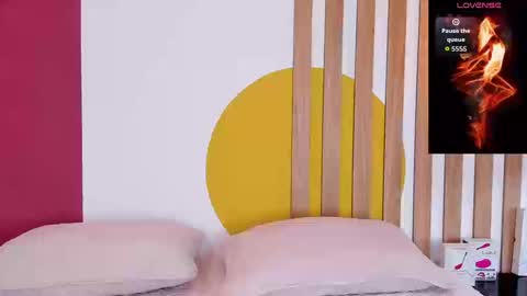 Snapshot of emmanaughty_ chatting on 24, 9, 2025 emmanaughty_ online show from 24, 9, 2025