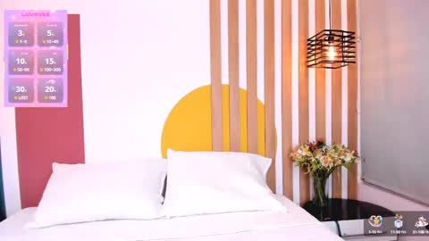 Snapshot of emmanaughty_ chatting on 23, 10, 2025 emmanaughty_ online show from 23, 10, 2025