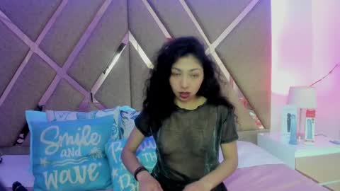 Snapshot of emmaskinny_ chatting on 6, 10, 2025 Emma online show from 6, 10, 2025