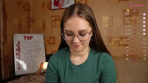 Snapshot of emmatiny chatting on 1, 3, 2025 Mia online show from 1, 3, 2025