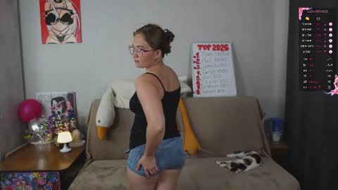 Mia online show from 12, 7, 2026