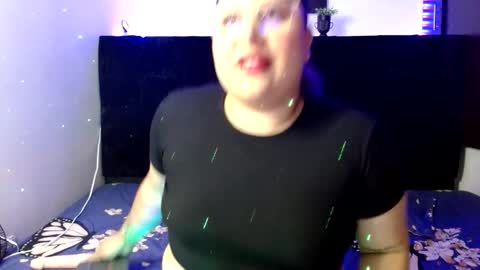 Snapshot of emmatower chatting on 22, 9, 2025 emmatower online show from 22, 9, 2025