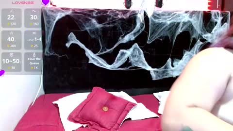 Snapshot of emmatower chatting on 4, 10, 2025 emmatower online show from 4, 10, 2025