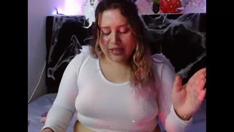 Snapshot of emmatower chatting on 29, 10, 2025 emmatower online show from 29, 10, 2025