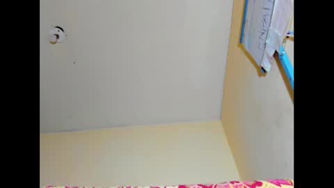 hi im emmalina welcome to your happy place online show from 30, 1, 2025