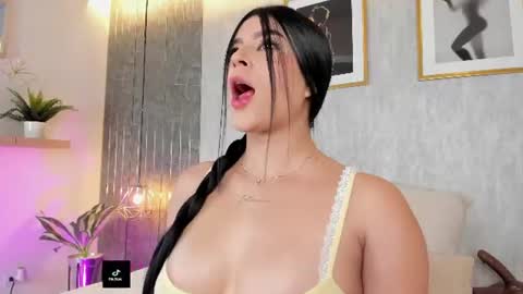emmazc_ online show from 23, 6, 2026