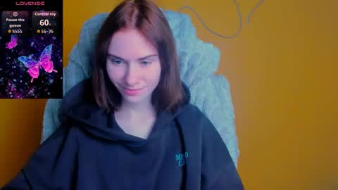 Snapshot of emmi_rossum chatting on 7, 3, 2026 Emmi online show from 7, 3, 2026