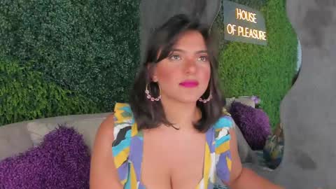 Emmiily online show from 12, 2, 2025