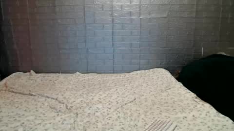 Emmily000 online show from 15, 3, 2026