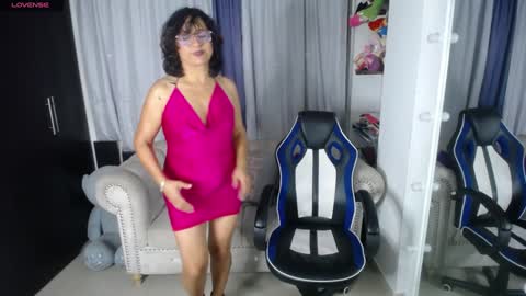 Emmily online show from 11, 1, 2025