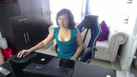 Emmily online show from 14, 1, 2025