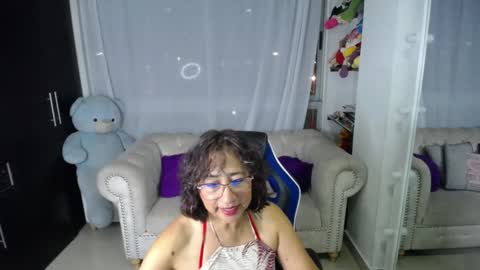 Emmily online show from 8, 2, 2025