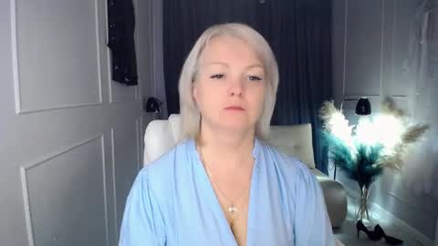 emmmam online show from 25, 10, 2025