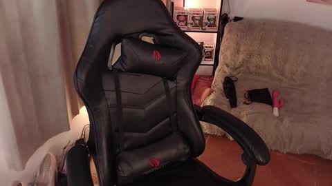 Emmy Ruiz - independent model online show from 23, 2, 2026