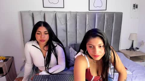 Emily  Laila  online show from 28, 1, 2025