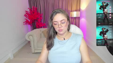 Emmy Walker online show from 3, 2, 2025