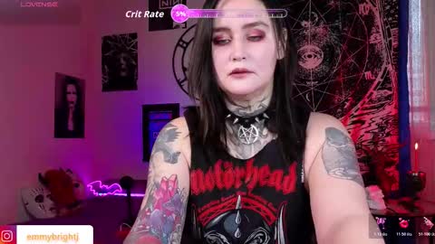 Emmy Bright     50  online show from 18, 3, 2026