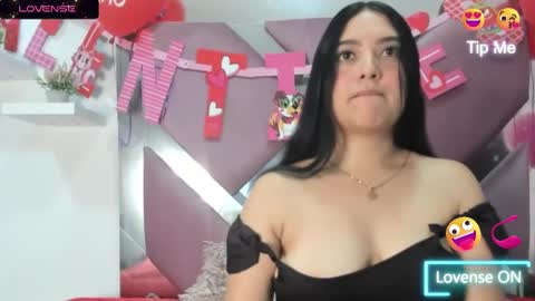 Snapshot of emmymiller1 chatting on 25, 2, 2025 emmymiller1 online show from 25, 2, 2025