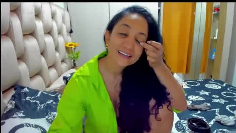 emperatriztapia online show from 27, 2, 2025