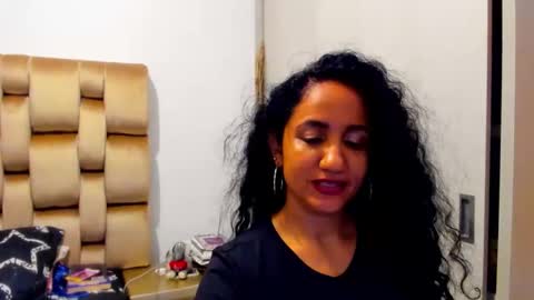 Snapshot of emperatriztapia chatting on 4, 6, 2026 emperatriztapia online show from 4, 6, 2026