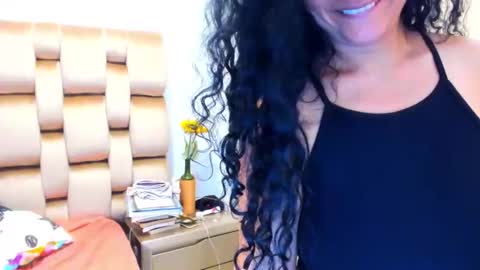 Snapshot of emperatriztapia chatting on 10, 6, 2026 emperatriztapia online show from 10, 6, 2026