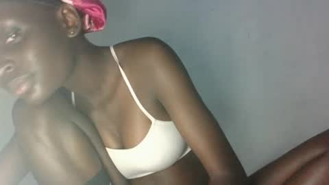 Snapshot of empress_ivy1 chatting on 5, 7, 2026 empress_ivy1 online show from 5, 7, 2026
