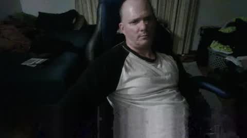 Snapshot of emsguy1 chatting on 23, 12, 2025 Matt online show from 23, 12, 2025