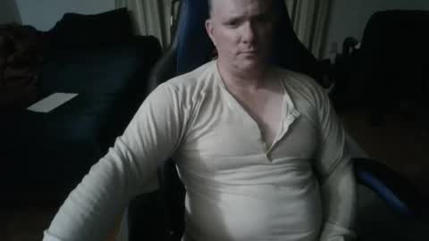 Snapshot of emsguy1 chatting on 18, 3, 2026 Matt online show from 18, 3, 2026