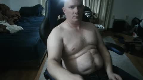 Snapshot of emsguy1 chatting on 22, 4, 2026 Matt online show from 22, 4, 2026