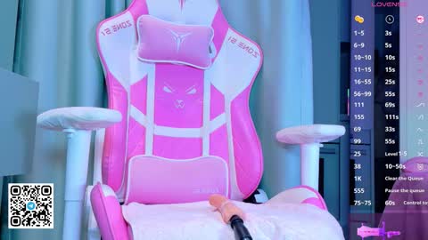 Emy kami online show from 12, 9, 2025